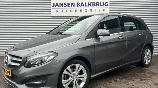 MERCEDES B 180 2016