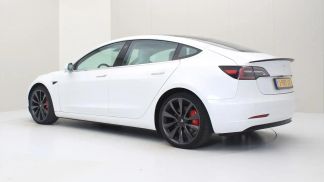 Lízing Sedan Tesla Model 3 2020