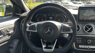 Hatchback MERCEDES GLA 180 2018