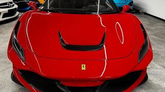 Financování Konvertibilní Ferrari F8 SPIDER 2021