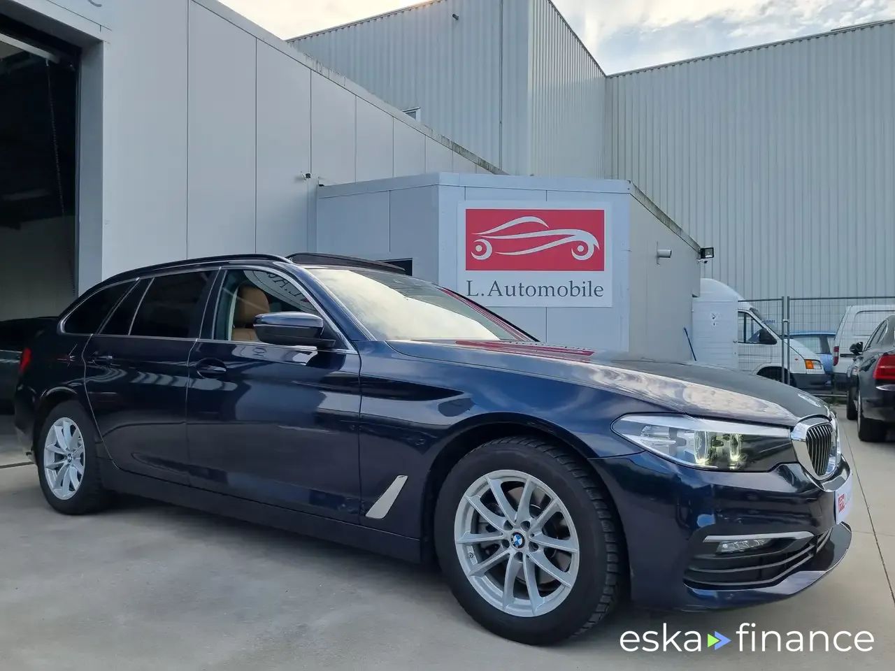 Lízing Kombi BMW 520 2019