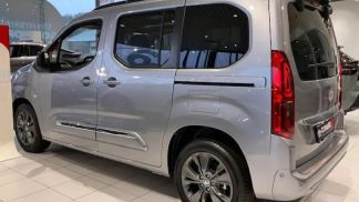 Lízing Hatchback Toyota Verso 2025