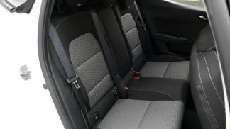 Leasing Sedan Renault Clio 2023