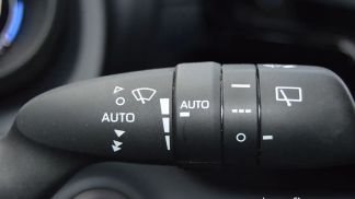 Leasing Sedan Toyota Yaris 2022