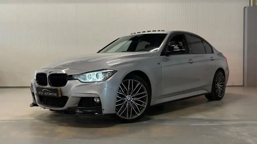 BMW 320 2012