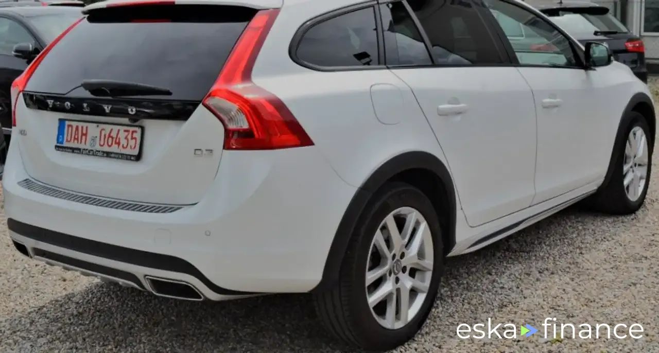 Lízing Kombi Volvo V60 Cross Country 2017