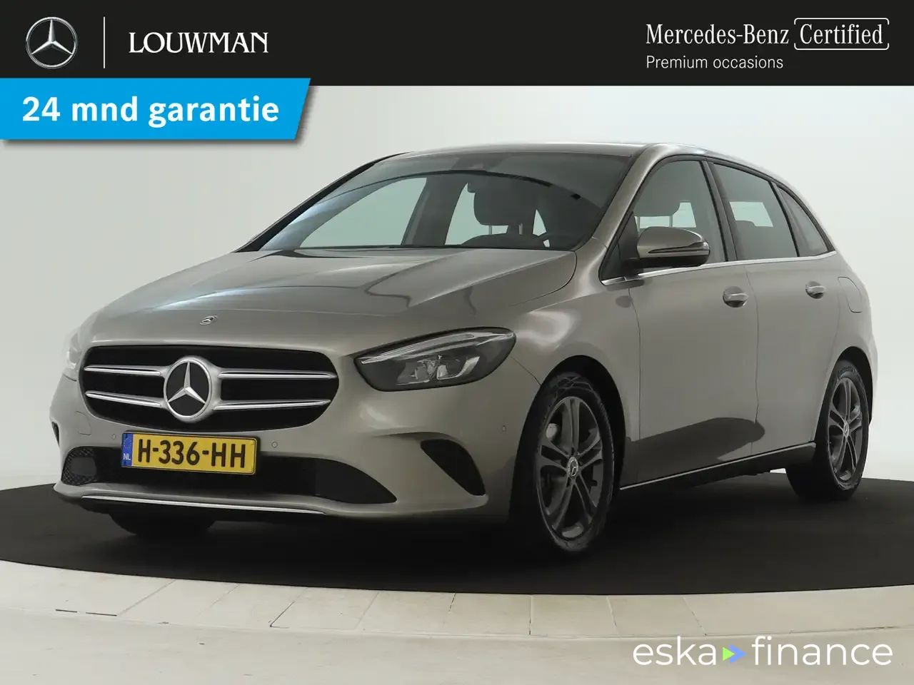 Financování Hatchback MERCEDES B 180 2020