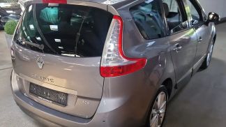 Lízing Hatchback Renault Grand Scenic 2011