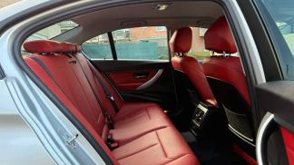 Lízing Sedan BMW 320 2012