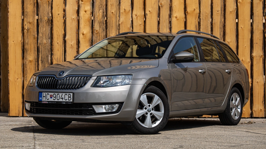 Skoda OCTAVIA COMBI 2015