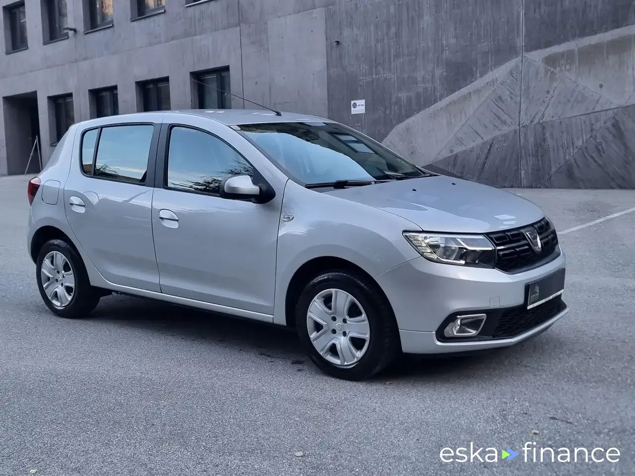 Lízing Hatchback Dacia Sandero 2018