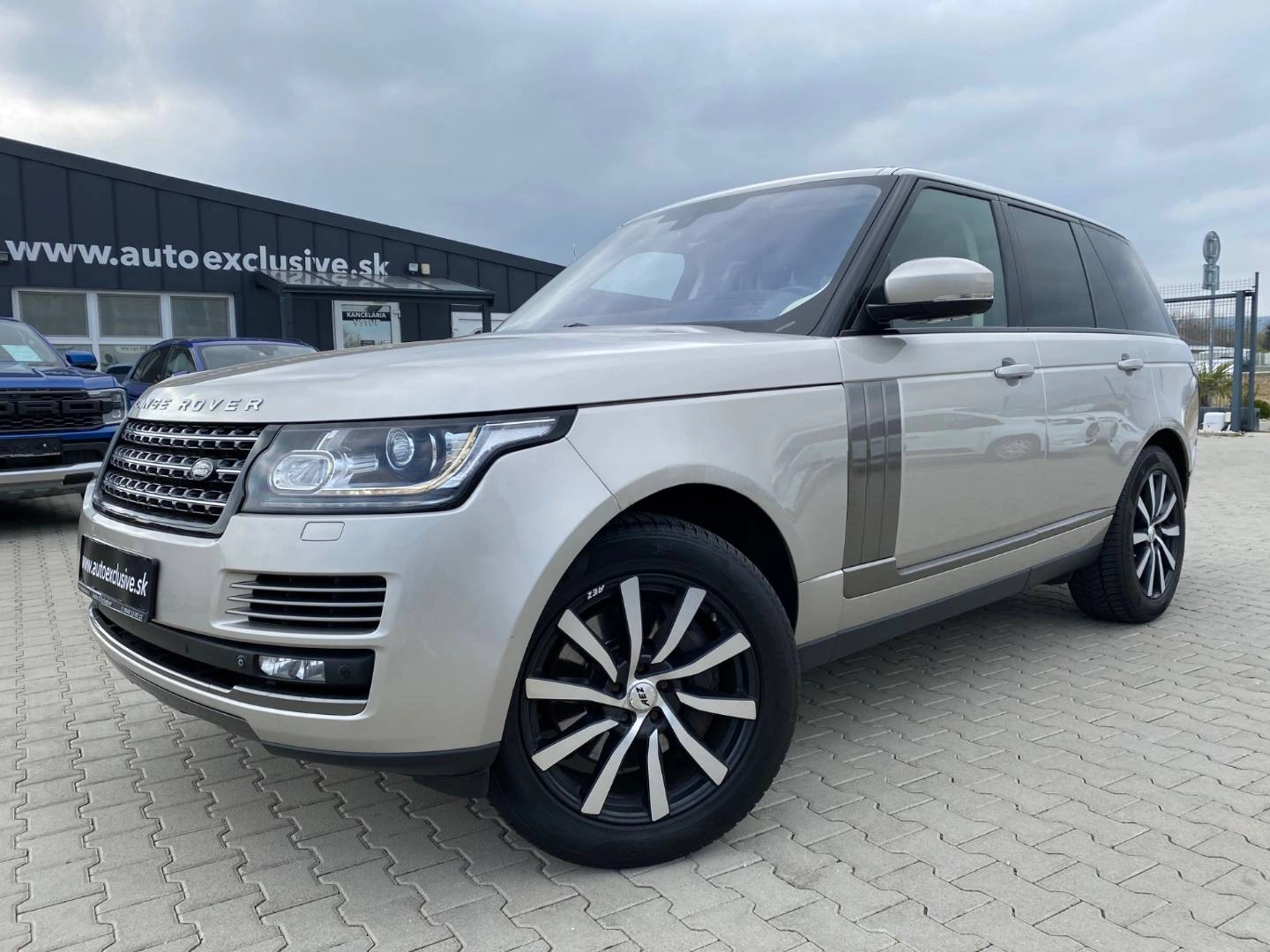 SUV Land Rover Range Rover 2015