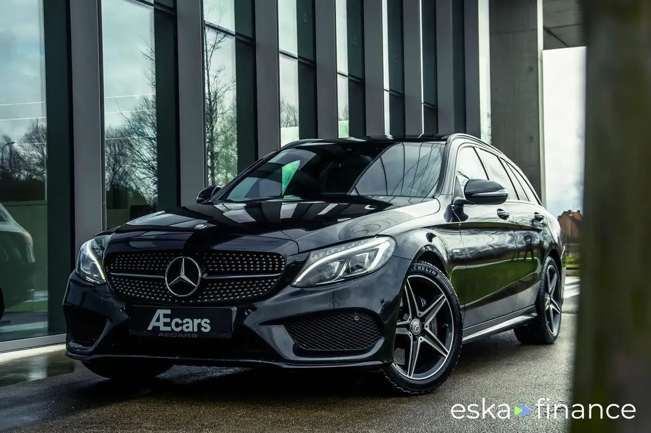 Lízing Kombi MERCEDES C 450 2016