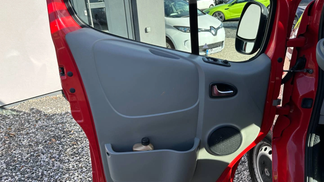 Finansowanie Zamknięte pudełko Renault Trafic 2014