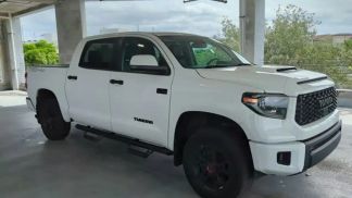 Finansowanie SUV Toyota Tundra 2020