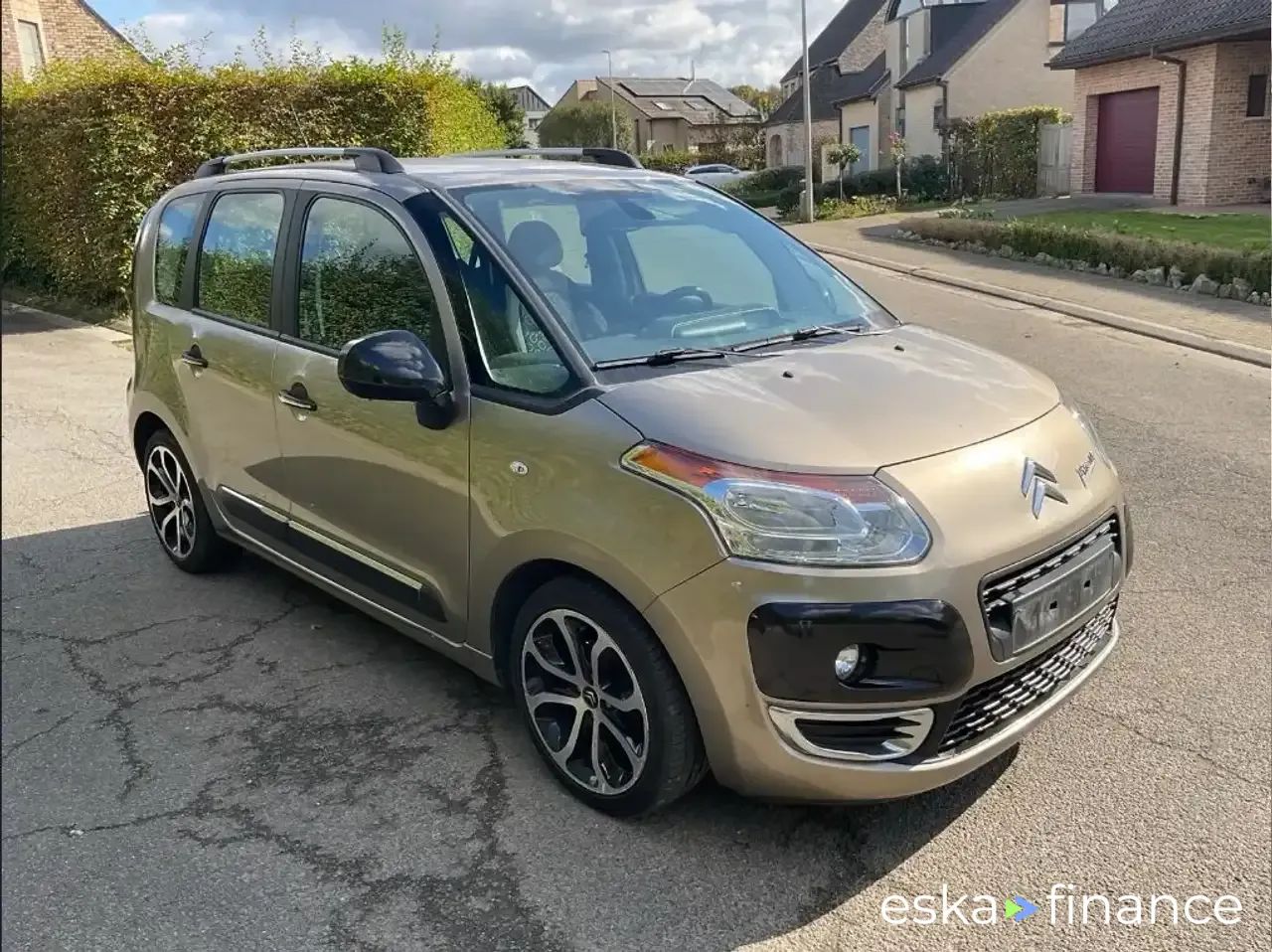 Lízing Hatchback Citroën C3 Picasso 2012