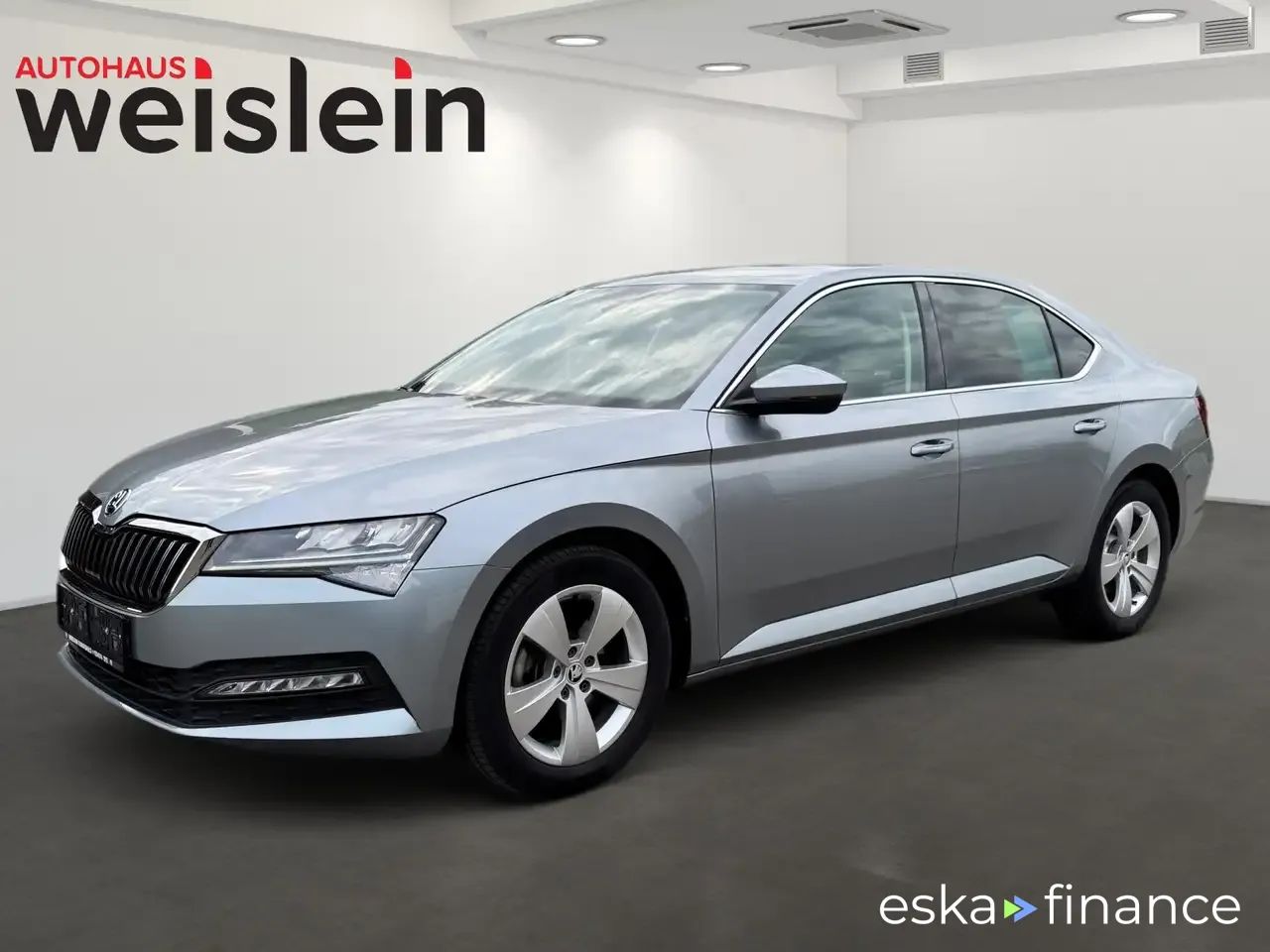 Leasing Hatchback Skoda Superb 2021