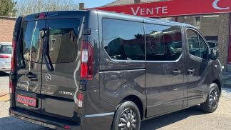 Lízing Hatchback Opel Vivaro 2016
