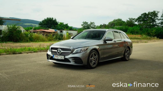 Finansowanie Wóz MERCEDES C TRIEDA 2020