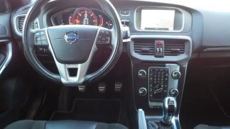 Lízing Sedan Volvo V40 2015