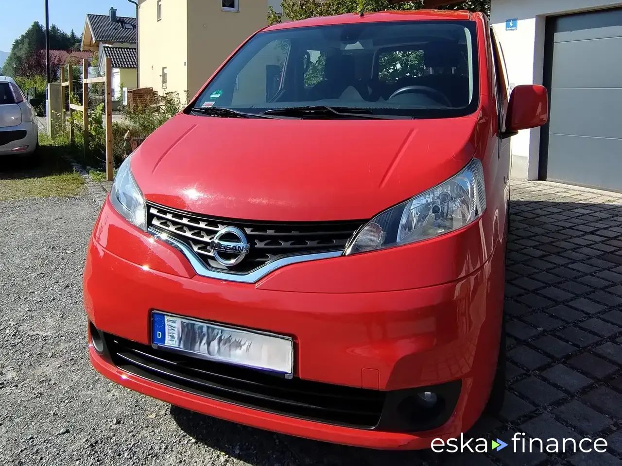 Leasing Passenger transport Nissan Evalia 2014
