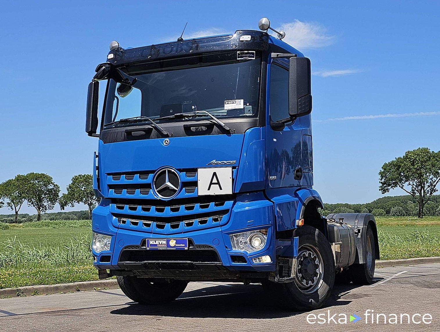 Lízing Traktor Mercedes-Benz AROCS 1851 2022