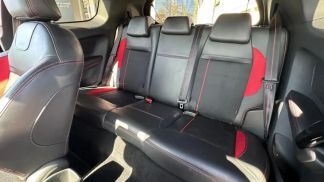 Lízing Hatchback Peugeot 208 2016
