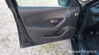 Lízing Hatchback Peugeot 208 2020