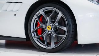 Leasing Coupe Ferrari GTC4 LUSSO 2019