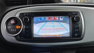 Lízing Sedan Toyota Yaris 2012