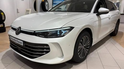 Volkswagen Passat 2024