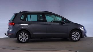 Financování Hatchback Volkswagen Golf Sportsvan 2019