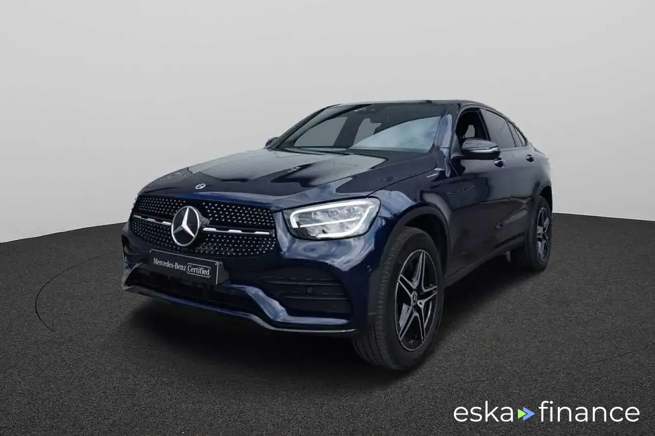 Financování Kupé MERCEDES GLC 300 2023