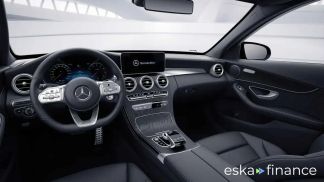 Lízing Sedan MERCEDES C 180 2018