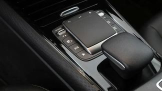 Finansowanie SUV MERCEDES GLB 200 2021