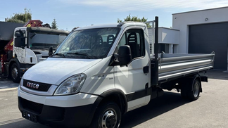 Zamknięte pudełko Iveco DAILY 2012