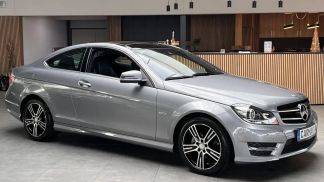 Financování Kupé MERCEDES C 220 2015