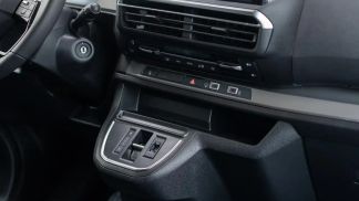 Financování Hatchback Peugeot Traveller 2024