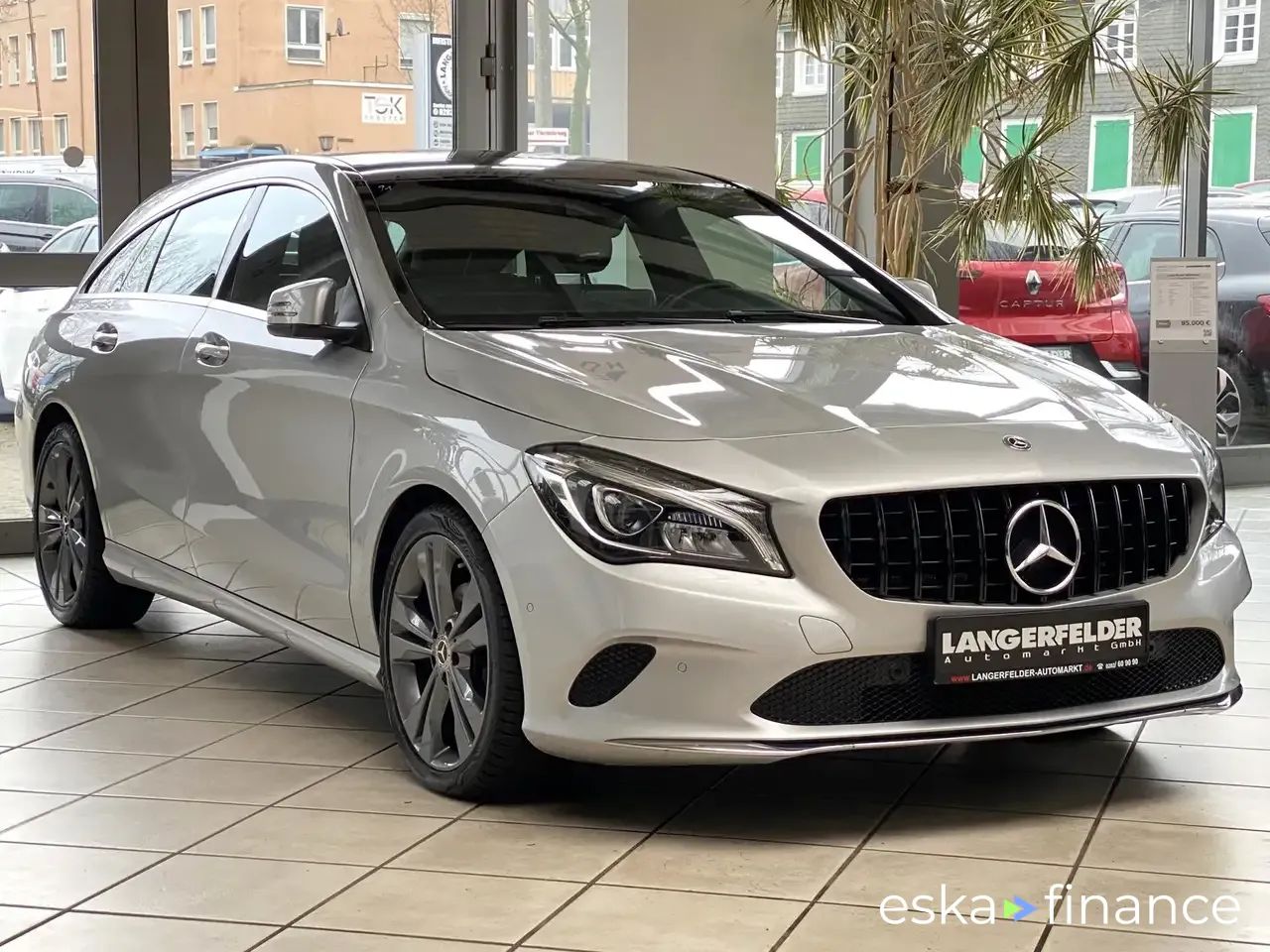 Finansowanie Wóz MERCEDES CLA 200 2018