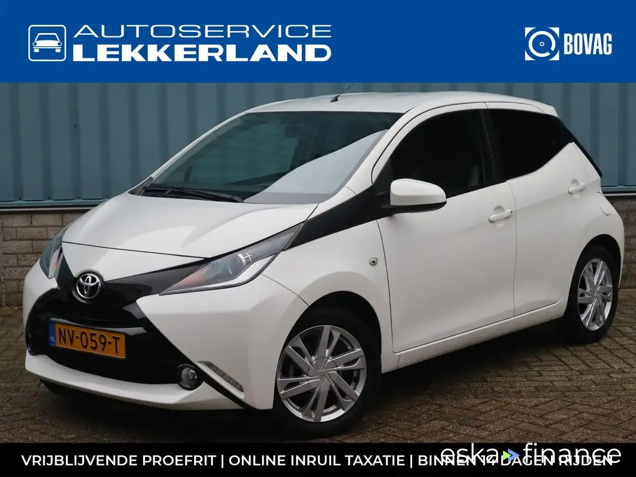 Leasing Hatchback Toyota AYGO 2017