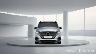 Lízing Hatchback MERCEDES V 300 2024