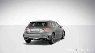 Lízing Hatchback MERCEDES A 250 2023