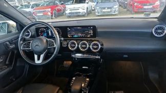 Lízing Sedan MERCEDES A 180 2021
