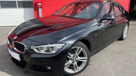 BMW 330 2018