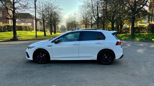 Volkswagen GOLF R 2023