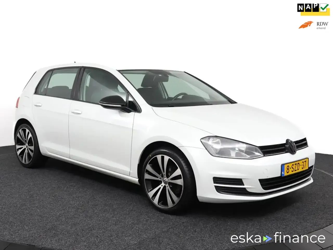 Finansowanie Hatchback Volkswagen Golf 2014