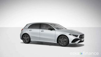 Lízing Hatchback MERCEDES A 250 2024
