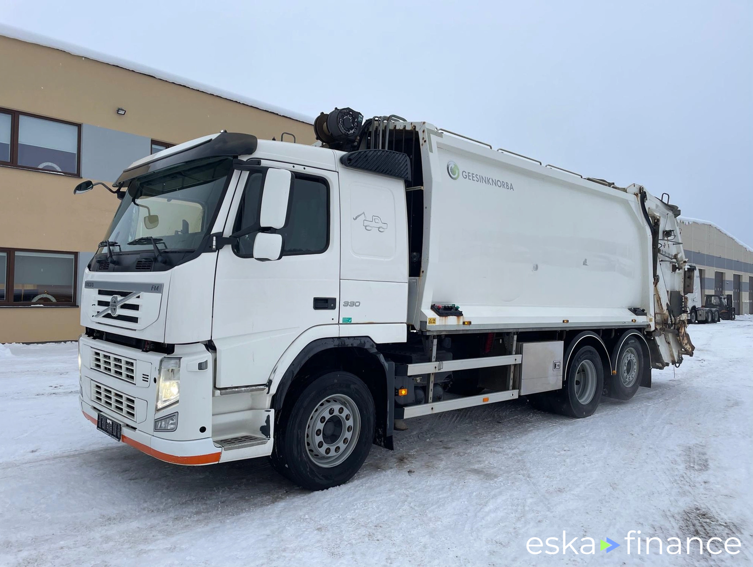 Lízing Špeciálne nákladné vozidlo Volvo FM330 2012