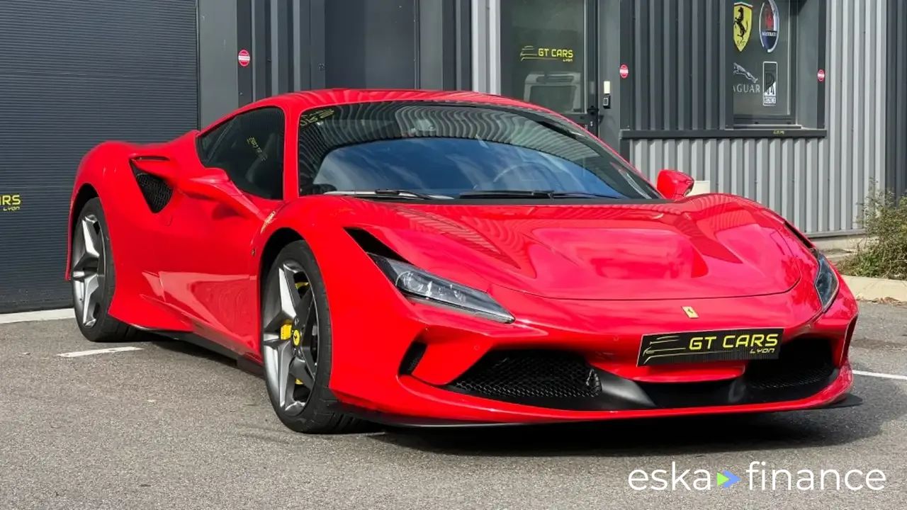 Financování Kupé Ferrari F8 TRIBUTO 2021