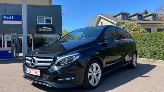 Financování Hatchback MERCEDES B 180 2015